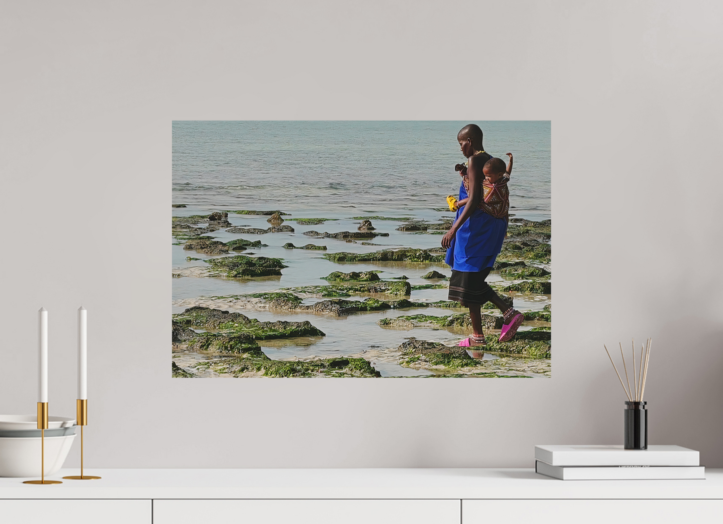 Carried by the sea (Tanzania, Zanzibar)