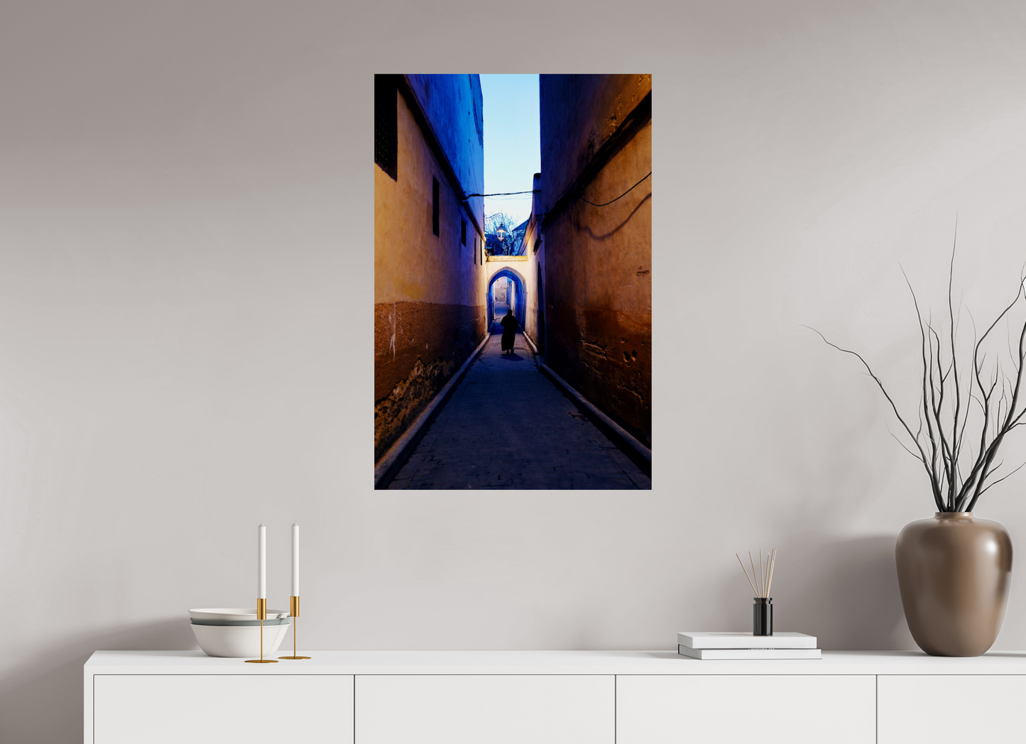 Hastening to prayer (Morocco, Fez)