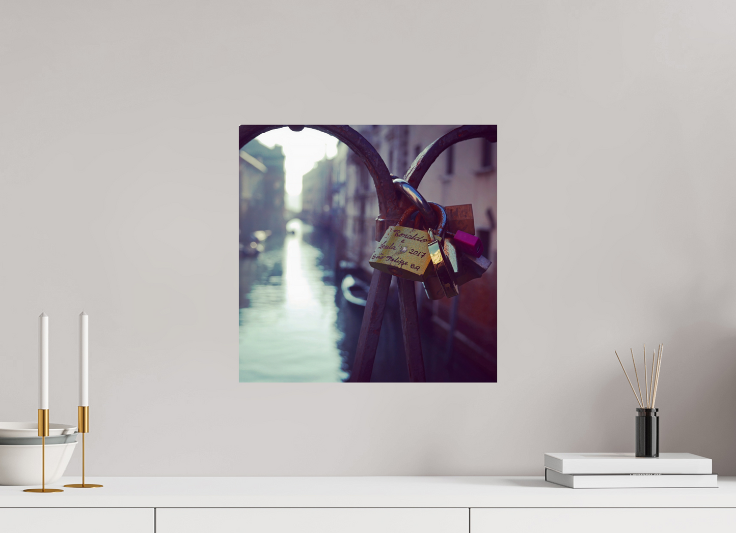 40 x 40 cm, Tirage brillant papier Fuji Crystal DP II (à encadrer) Ancres (Italie, Venise)