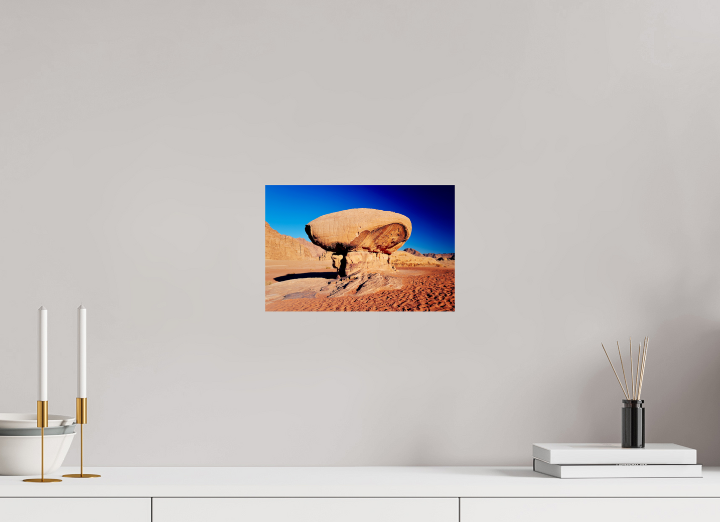 Stone edge (Jordan, Wadi Rum)