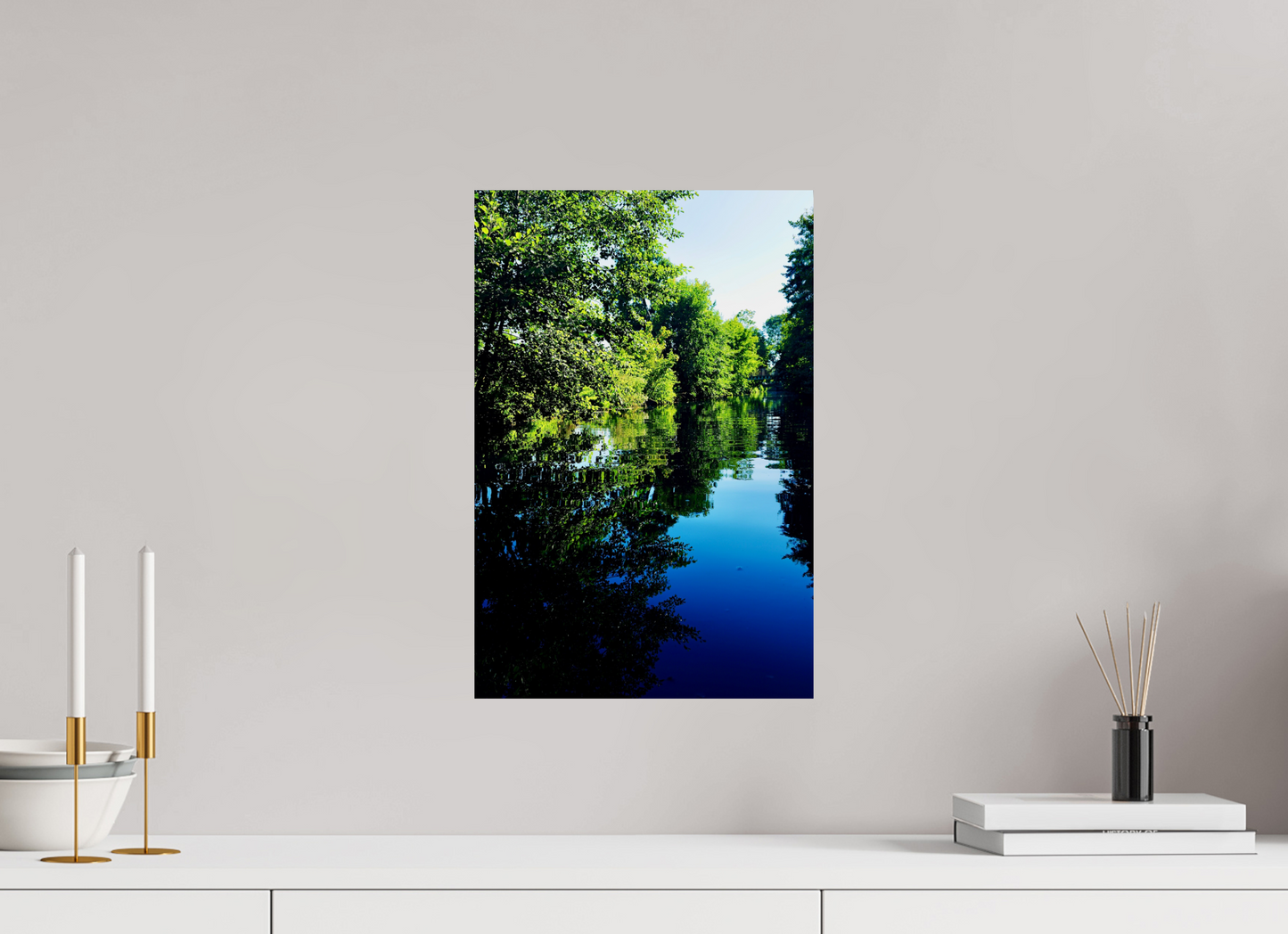 30 x 45 cm, Tirage brillant papier Fuji Crystal DP II (à encadrer) Liquid Silence (France, Chartres)