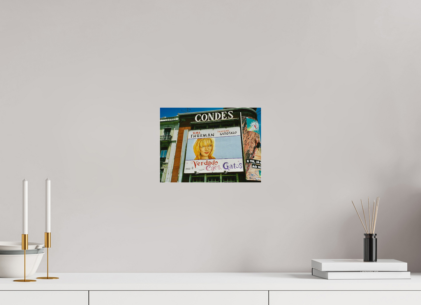 27 x 20 cm, Impression brillante fine art sur alu dibond (prête à être accrochée) Uma (Portugal, Lisbonne)