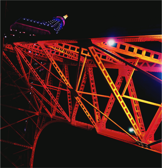Steel in Red (Japan, Tokyo)