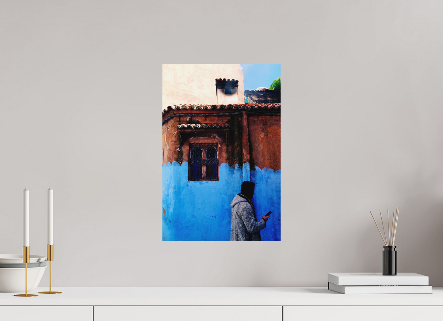 Chromatic border (Morocco, Chefchaouen)