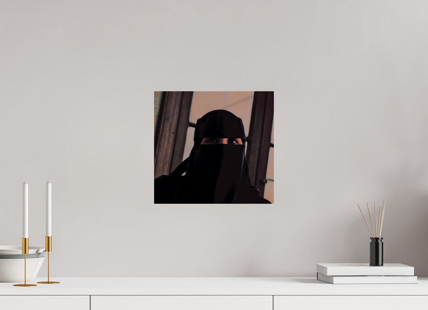 Raising the veil (Jordan, Salt)