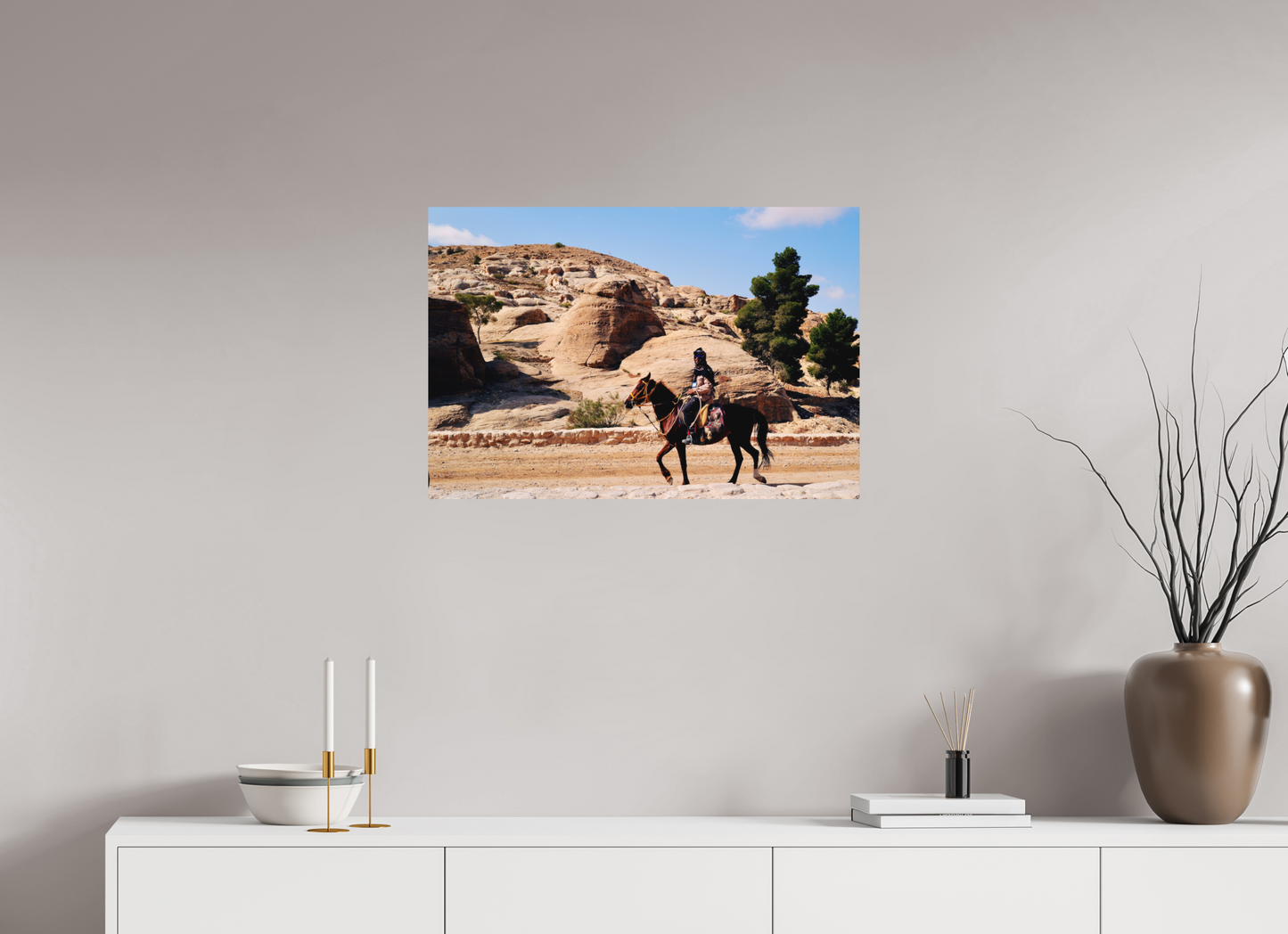 Arabian rhythm, carved horizon (Jordan, Petra)
