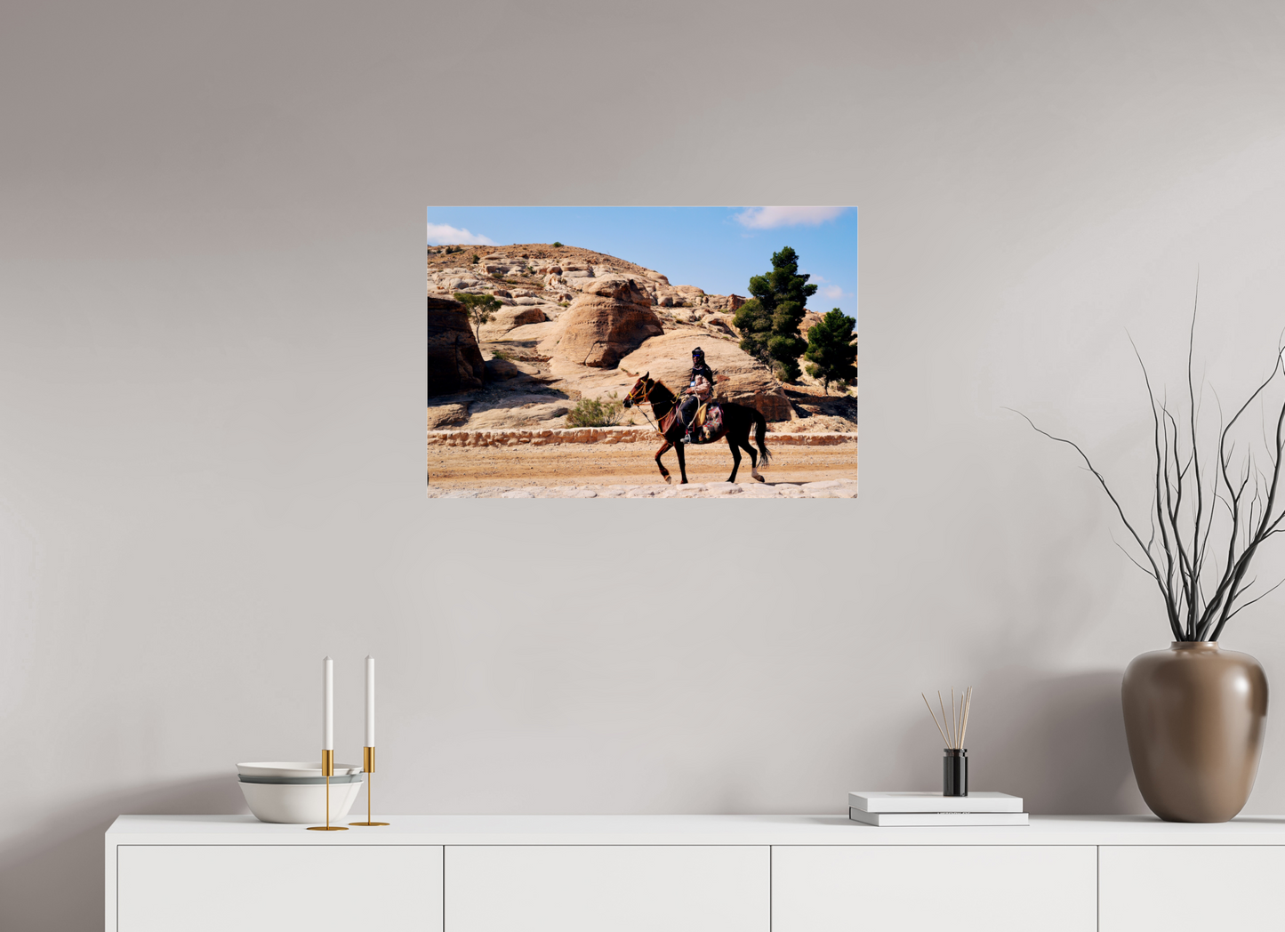Arabian rhythm, carved horizon (Jordan, Petra)