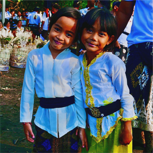 Smiles for the afterlife (Indonesia, Bali)