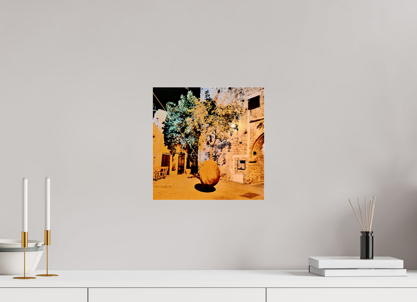 30 x 30,4 cm, Impression brillante fine art sur alu dibond (prête à être accrochée) L’ombre du fruit (Israël, Tel Aviv)