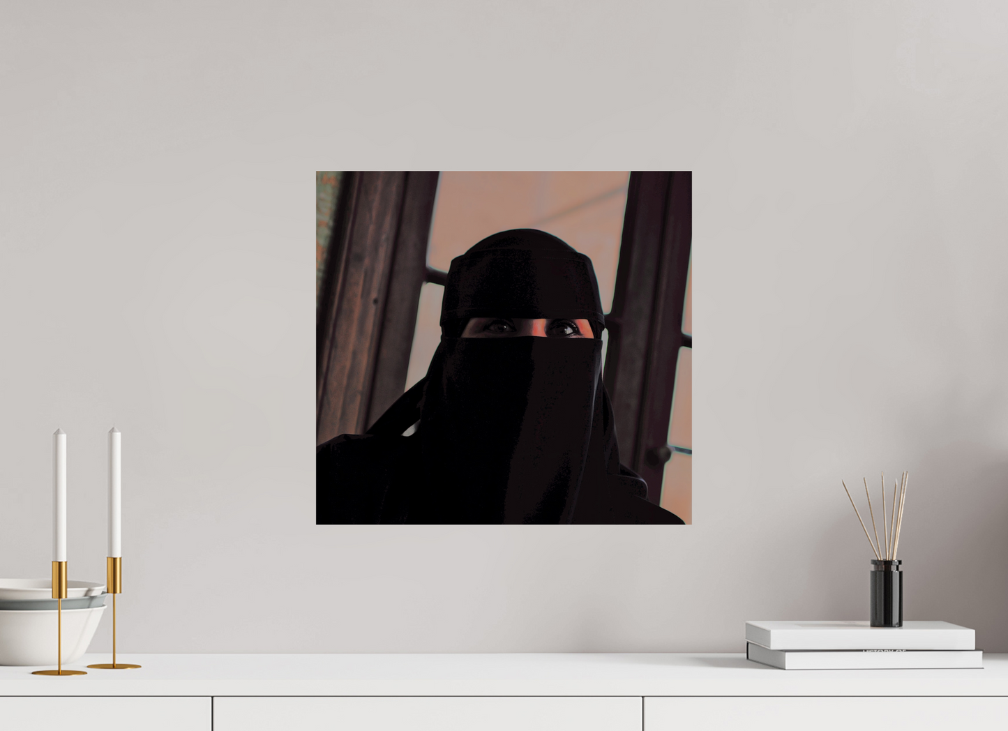Raising the veil (Jordan, Salt)