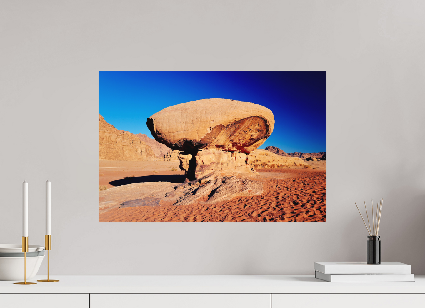 Stone edge (Jordan, Wadi Rum)