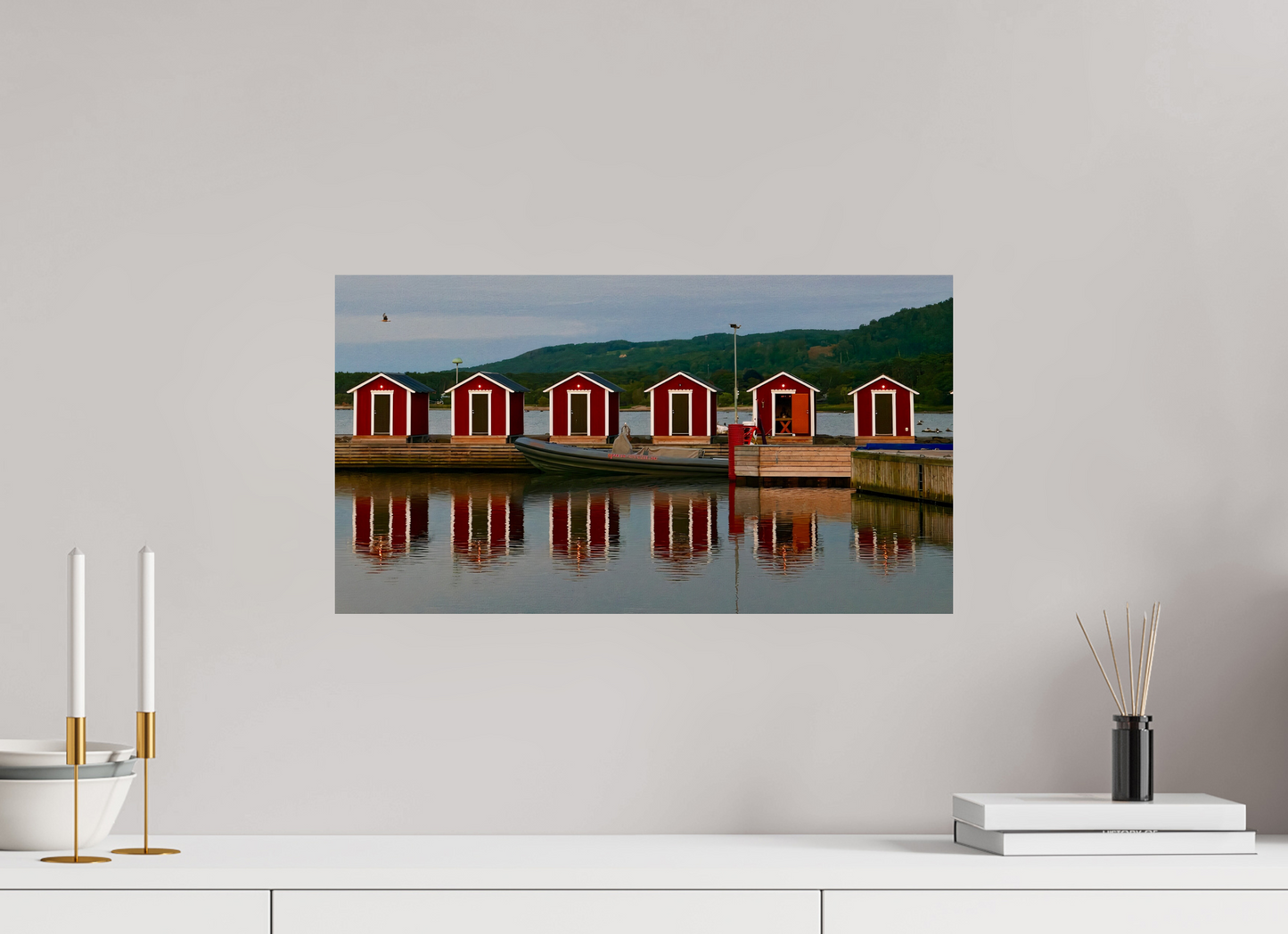 54,7 x 30 cm, Tirage brillant papier Fuji Crystal DP II (à encadrer) Épure nordique (Suède, Båstad)