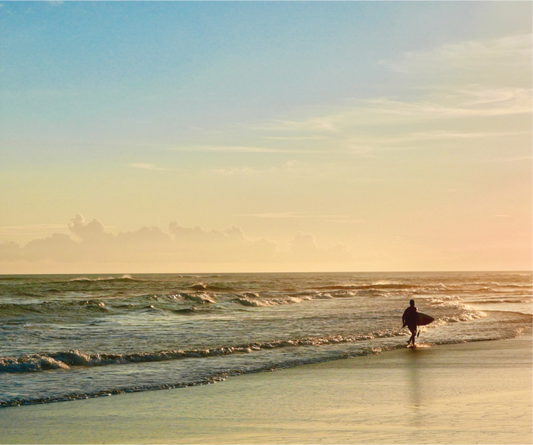 Walking the Tide (Indonesia, Bali)