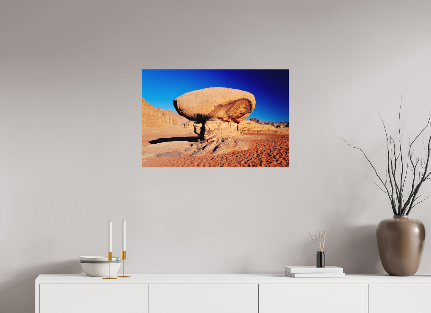 Stone edge (Jordan, Wadi Rum)