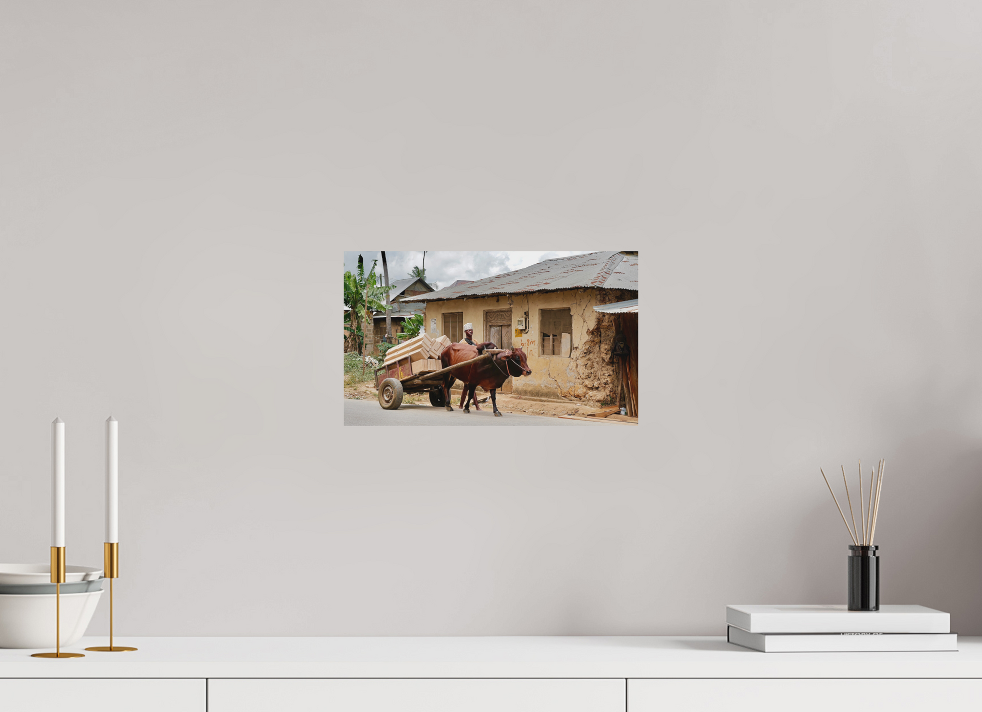 33,7 x 20 cm, Impression mate fine art sur alu dibond (prête à être accrochée) Faithful Zebu (Tanzanie, Zanzibar).jpg