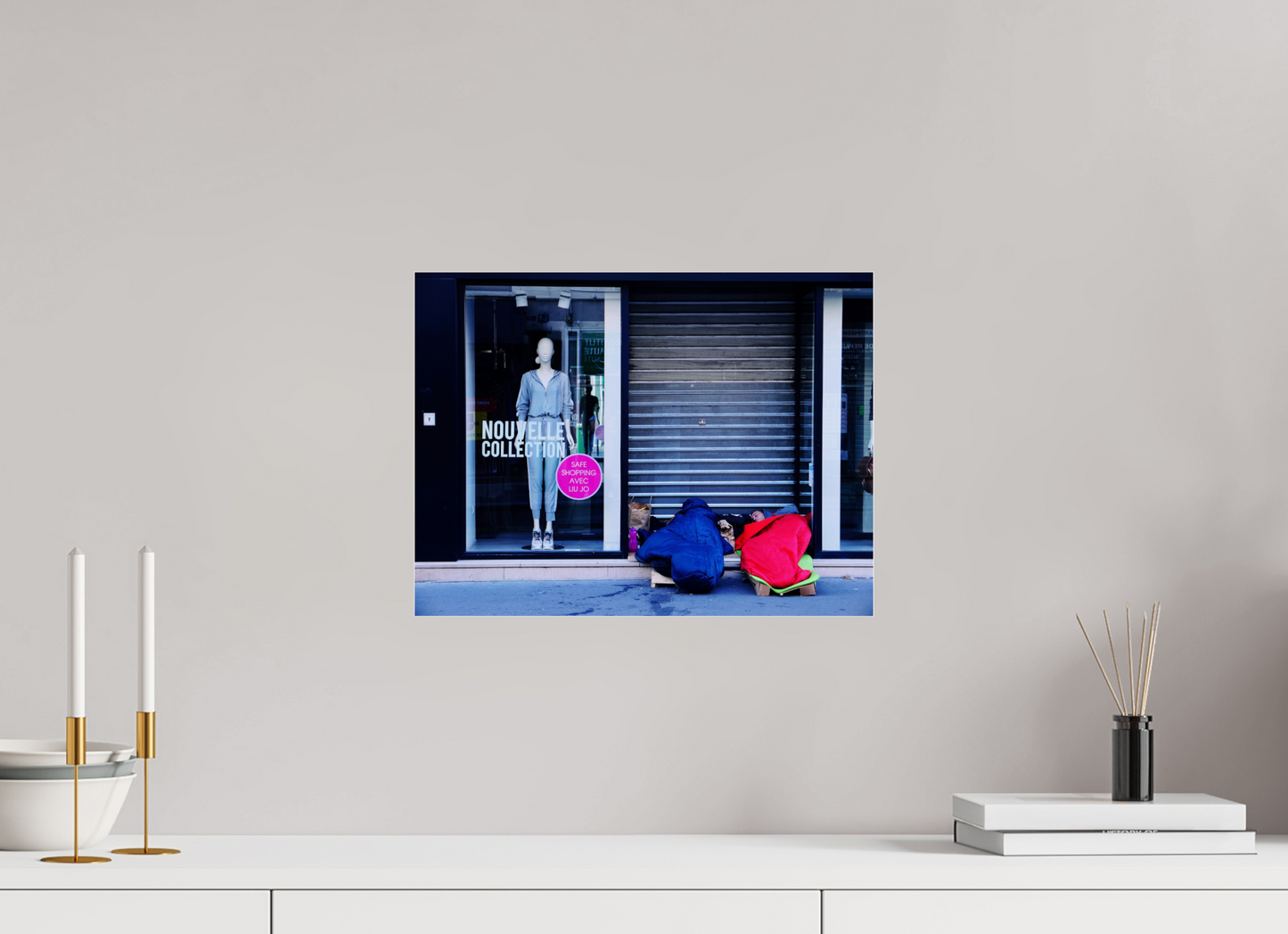 Indifference for sale (France, Paris)