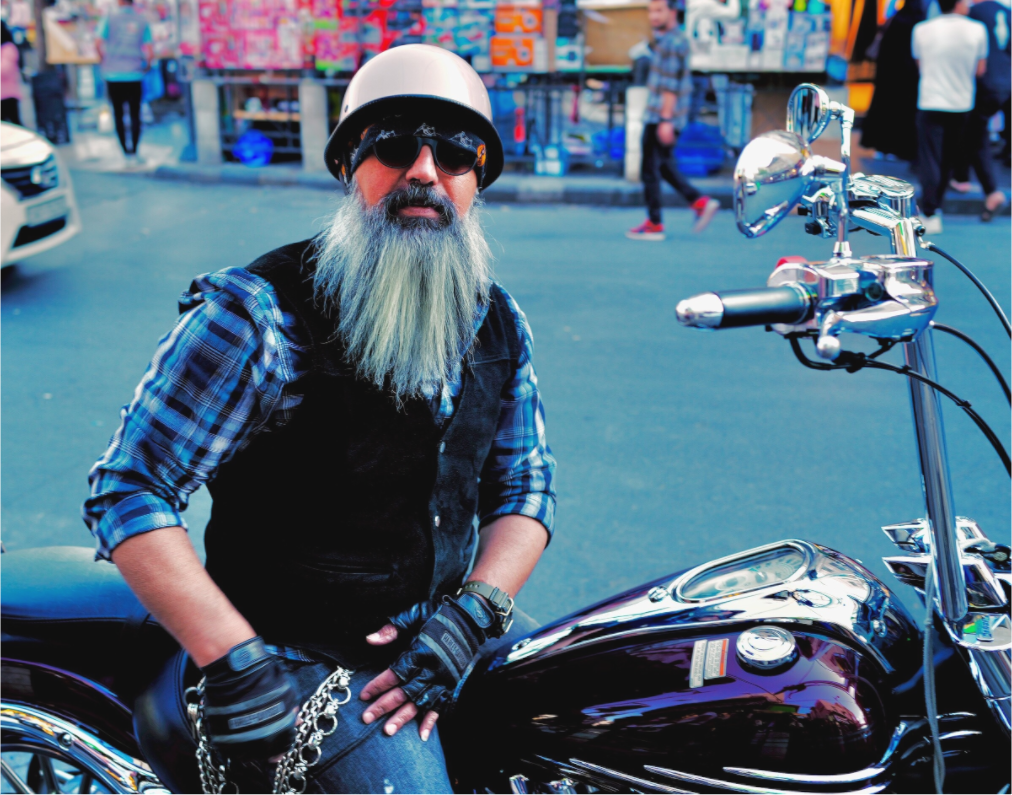 Sheikh on wheels (Jordan, Amman)