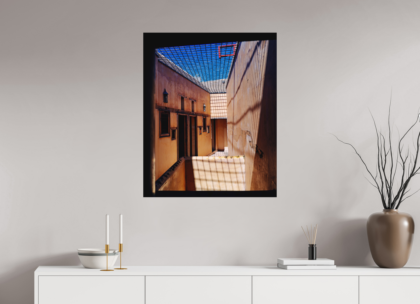 70 x 86,5 cm, Impression mate fine art sur alu dibond (prête à être accrochée) Lumière captive (Maroc, Fez)