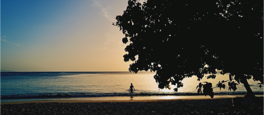 Bath of light (Guadeloupe, Port-Louis)